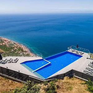  Villa Ourmadeira - Sunset Cliff Villas, Contemporary Portugal